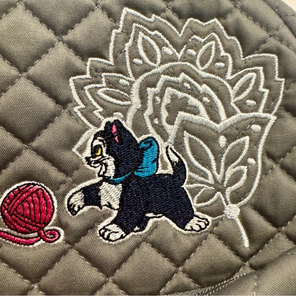 NWT. Vera Bradley Disney Small Backpack in Cotton - Picture 4 of 16